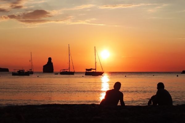 puesta-de-sol-ibiza-dmediterraneo