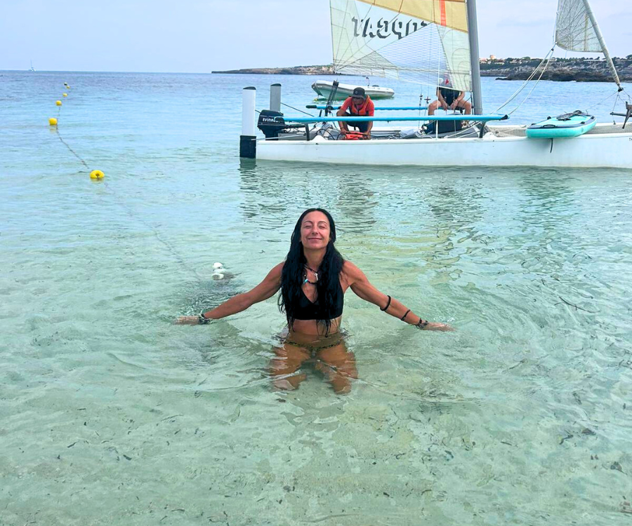 DM-actividades-dia-en-formentera-agua-cristalina